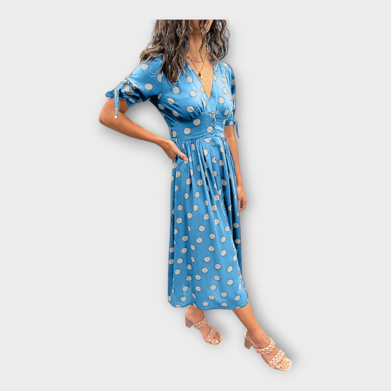 Vestido elegante com padrão moderno e sofisticação intemporal