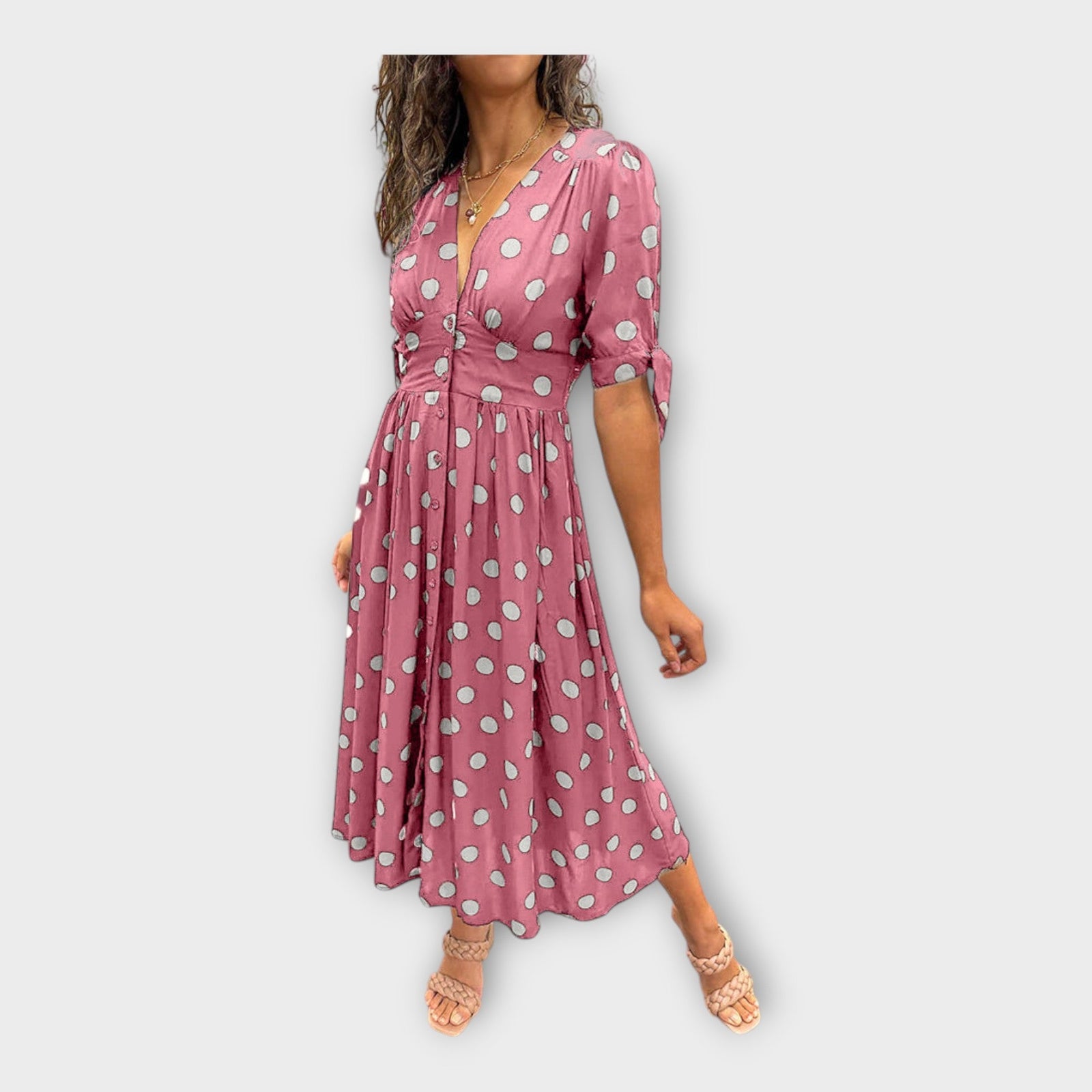 Vestido elegante com padrão moderno e sofisticação intemporal