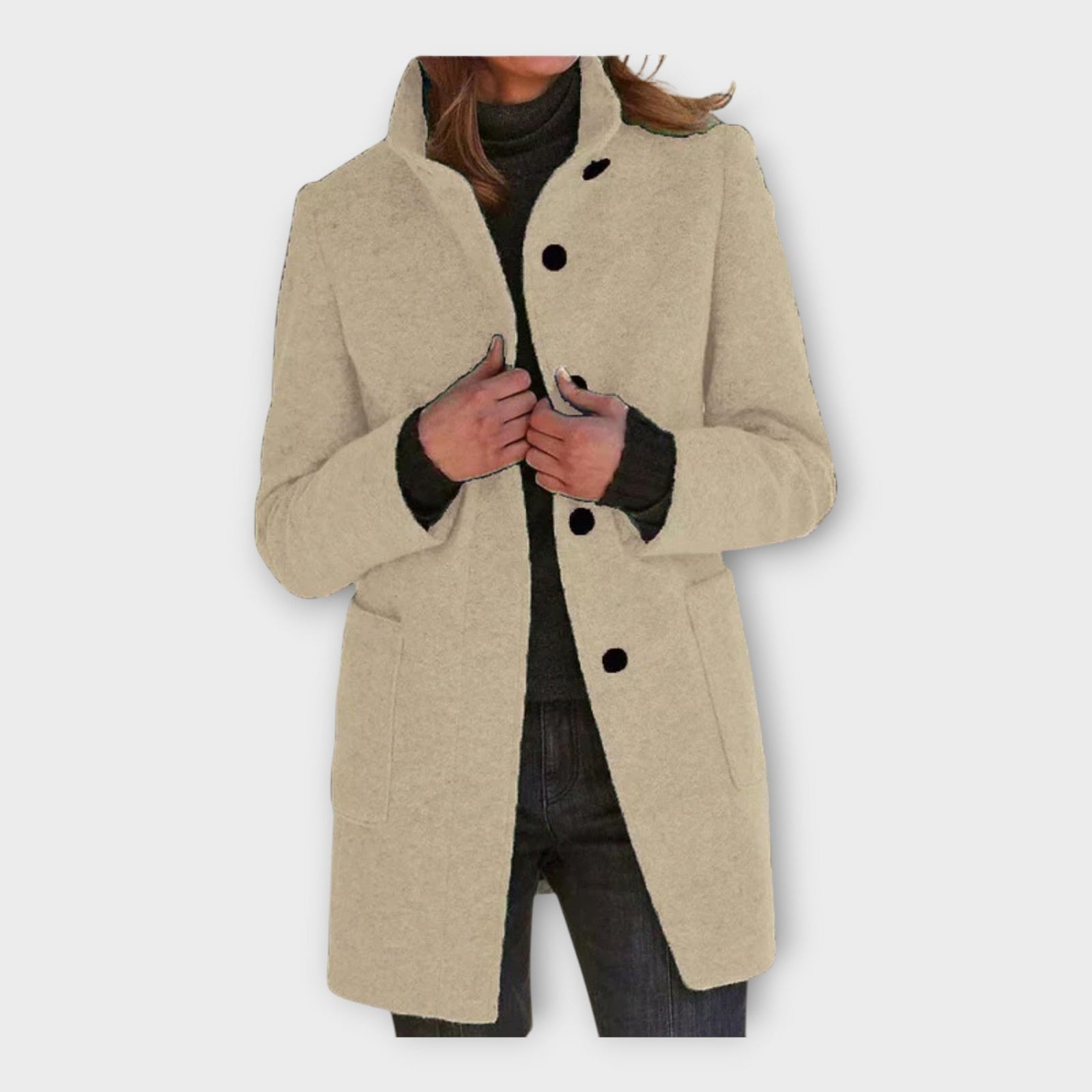 Casaco Elegante com Linha Atemporal