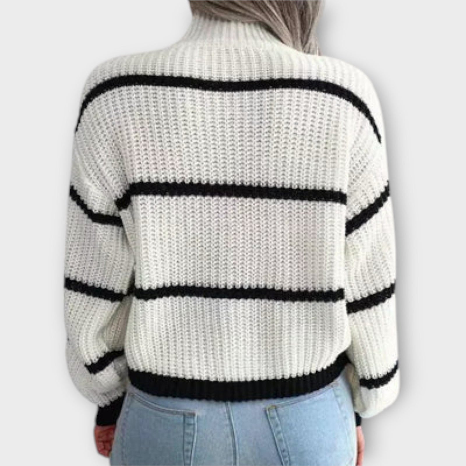 Chavala - Pullover com Gola Alta e Riscas