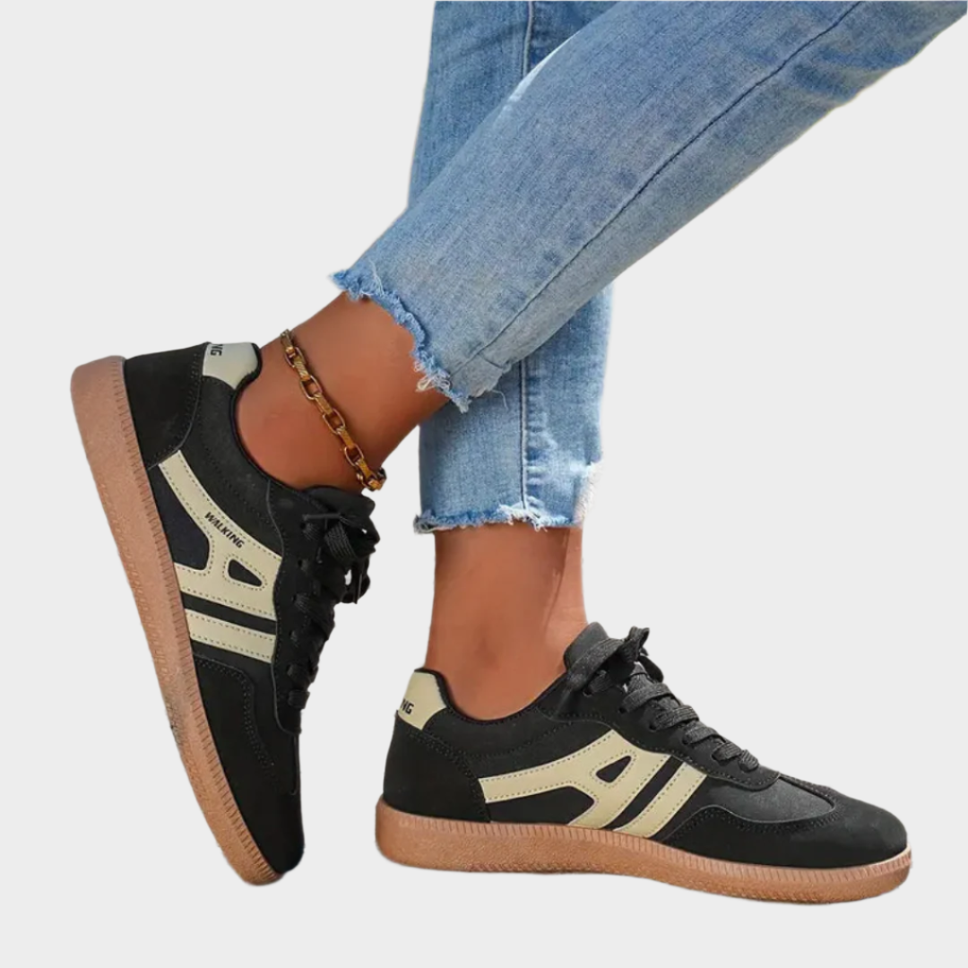 Ténis Desportivos com Detalhes Retro