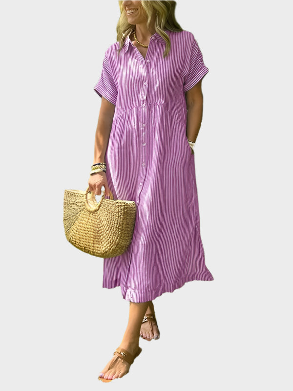 Vestido Camisa Listrado com Penas, Botões e Bolsos Funcionais