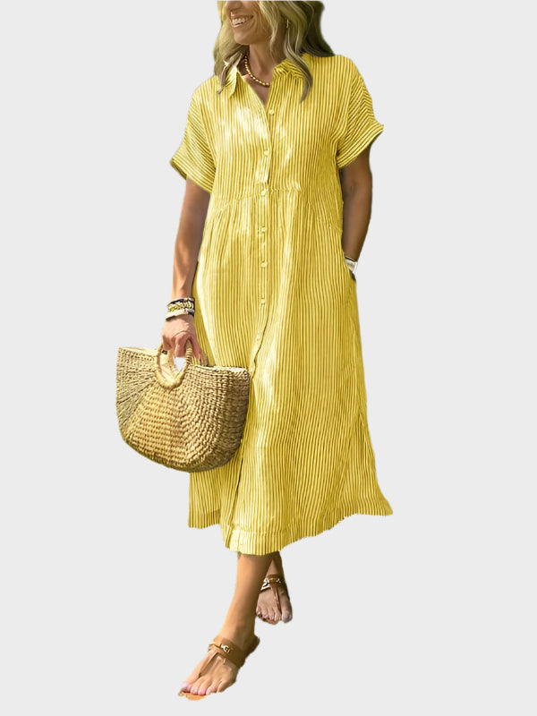 Vestido Camisa Listrado com Penas, Botões e Bolsos Funcionais