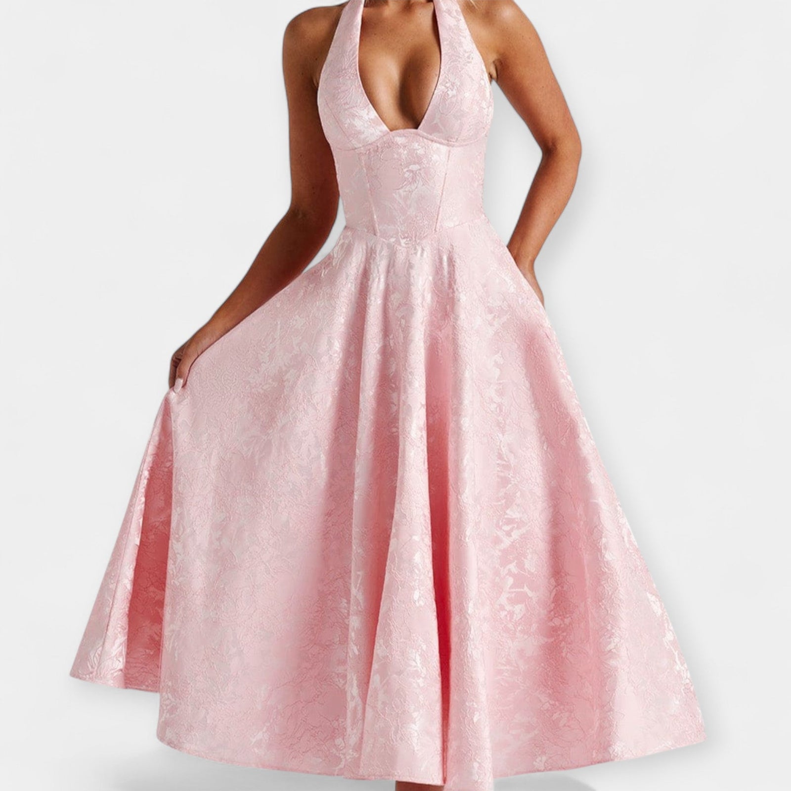 Vestido Midi com Costas Descobertas e Design de Corpete