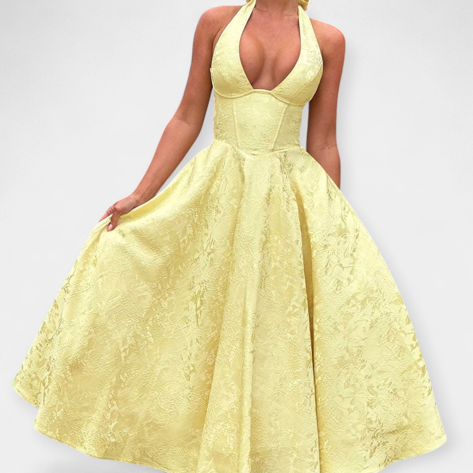 Vestido Midi com Costas Descobertas e Design de Corpete