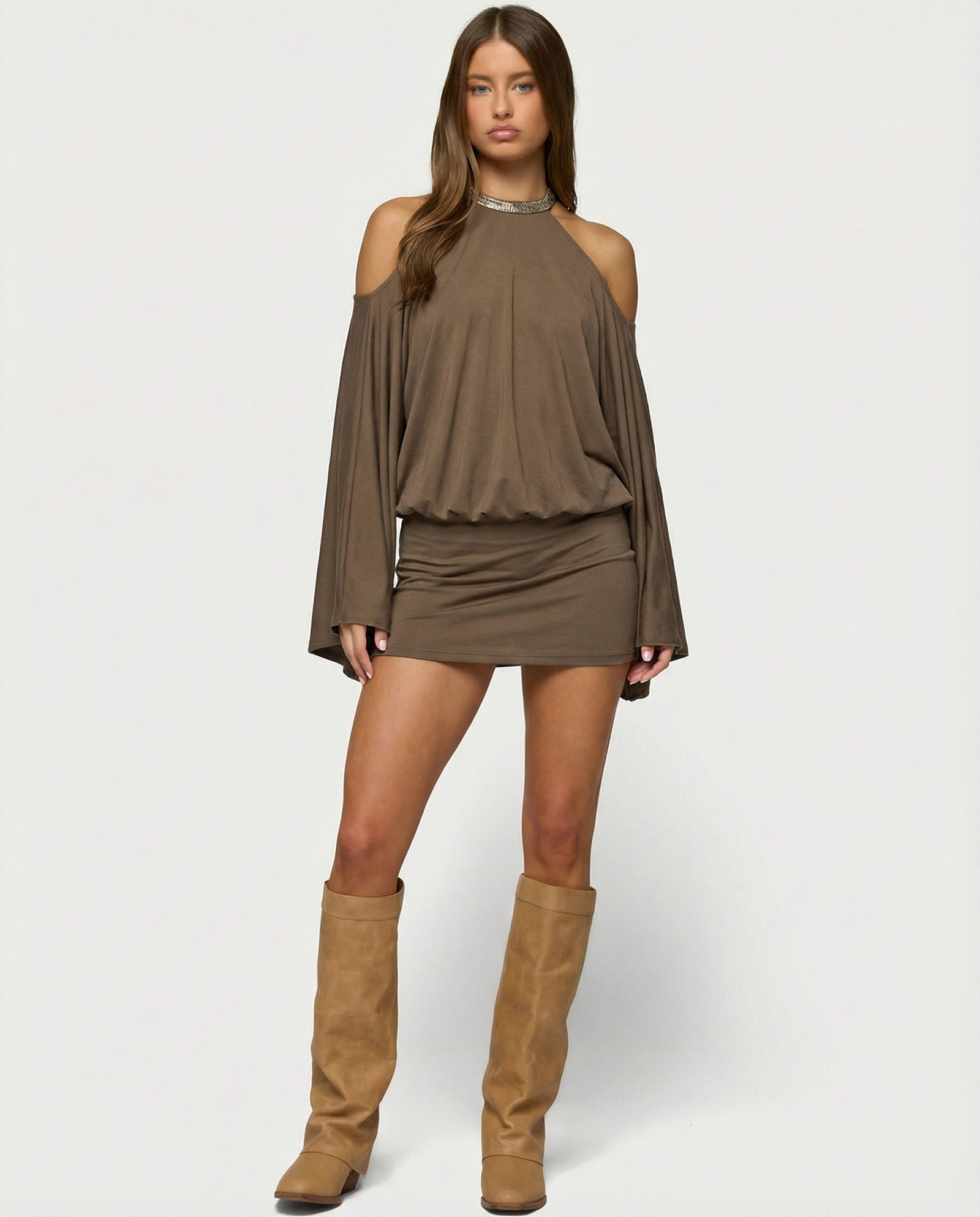 Constança - Vestido Manga Longa Ampla e Gola Ornamental