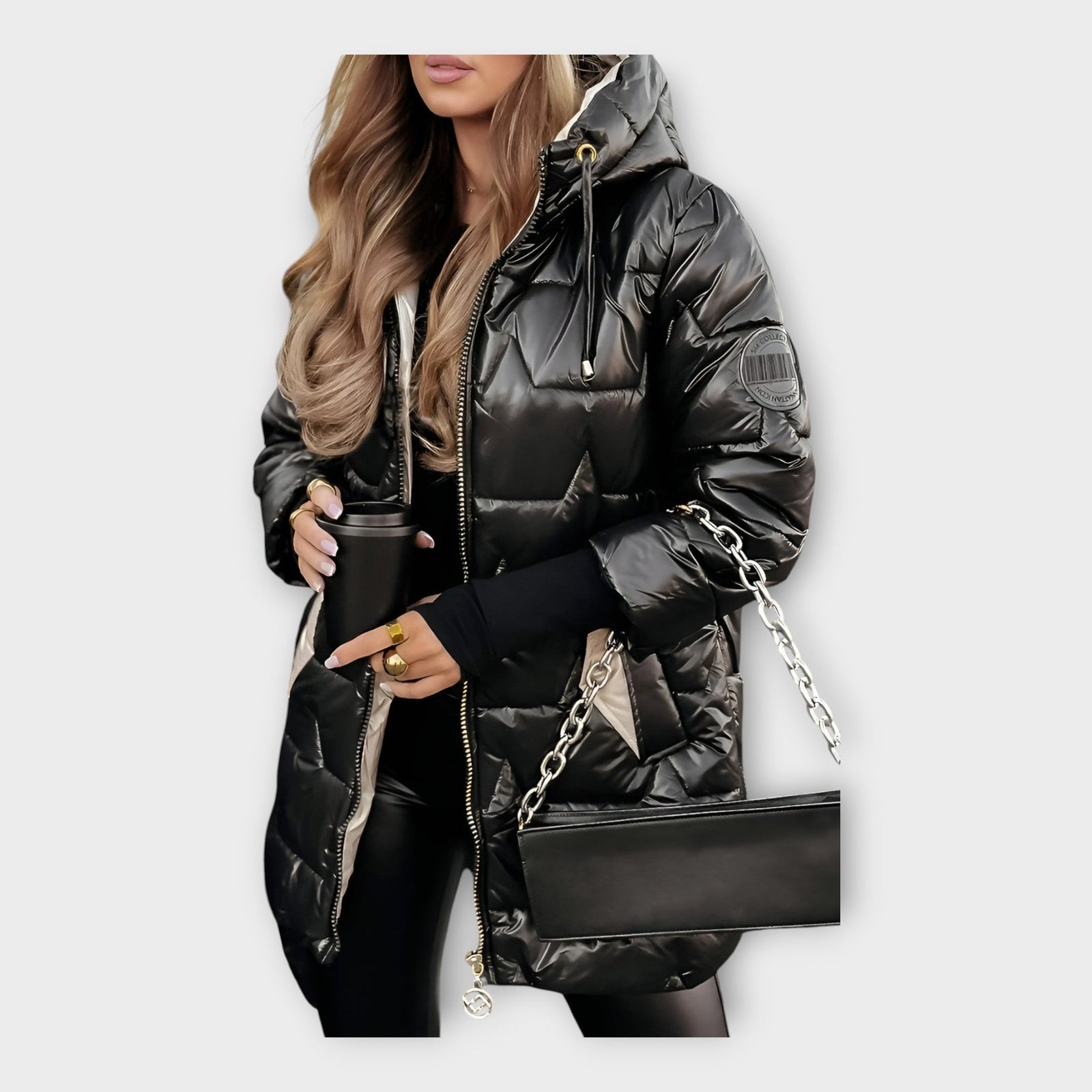 Casaco de Plumas com Capuz