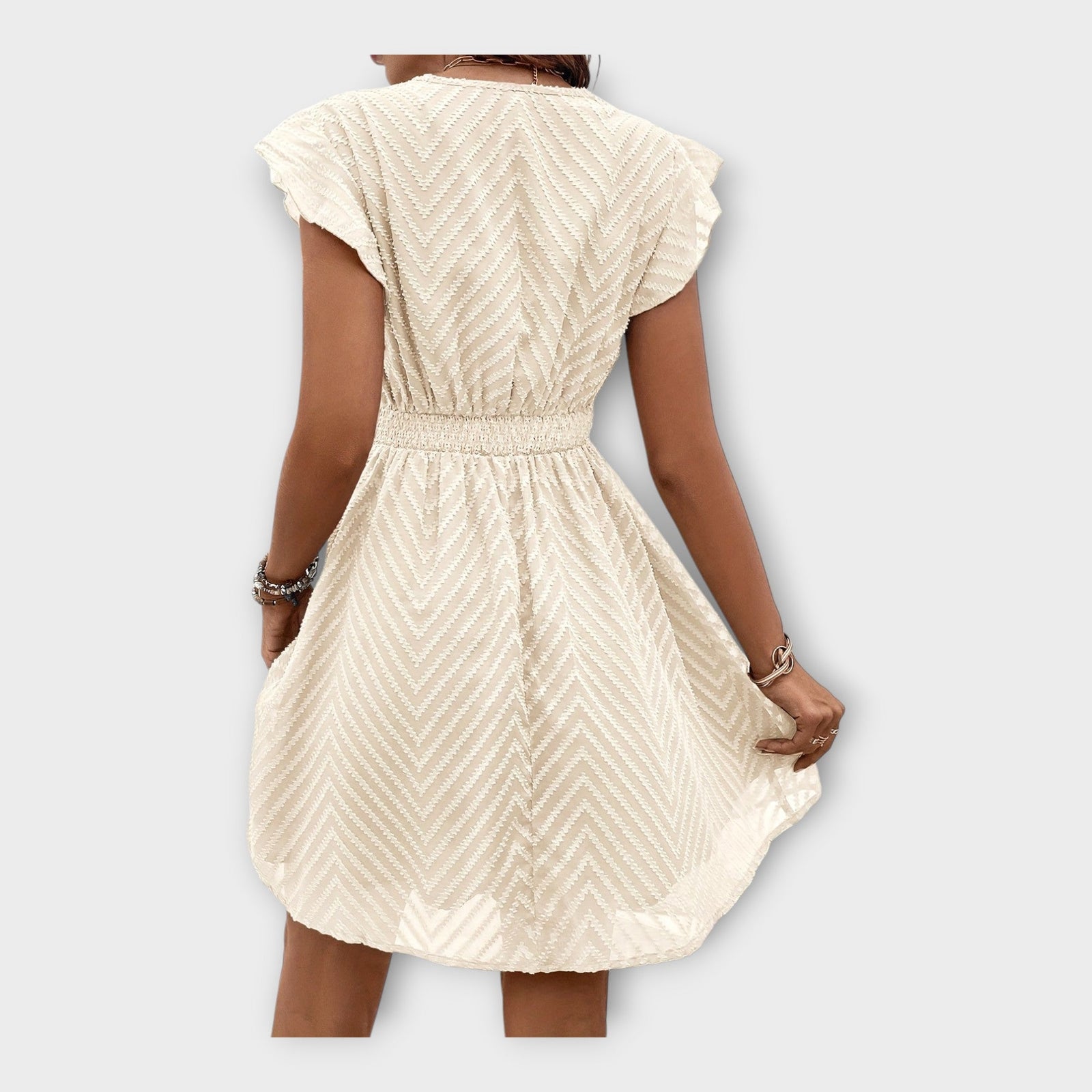 Vestido elegante com estética refinada